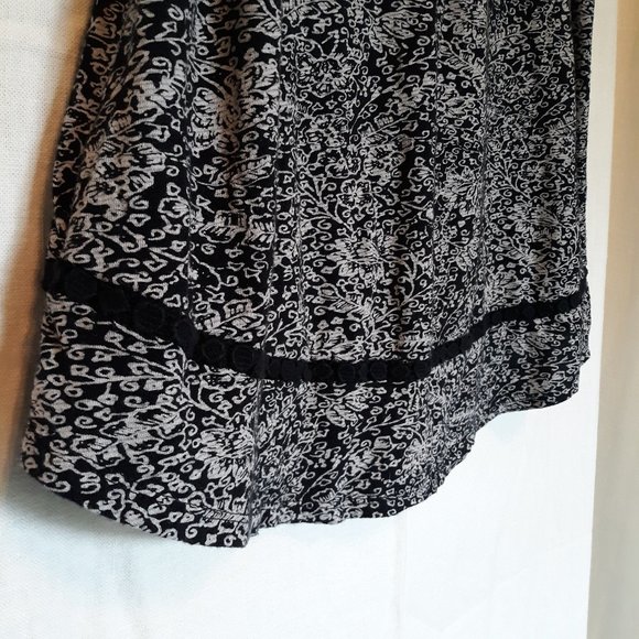 Lucky Black & White Crochet Print Tank Top M - Picture 6 of 8